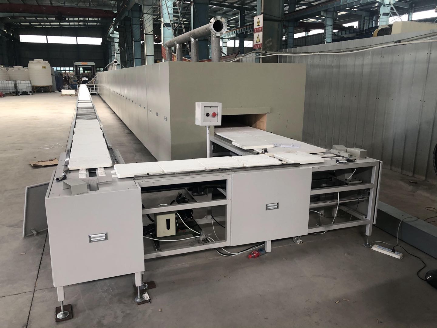 RTBS-1200℃系列氧化(huà)锆粉體(tǐ)煅燒窯2